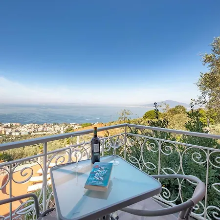 Miramare Villa *